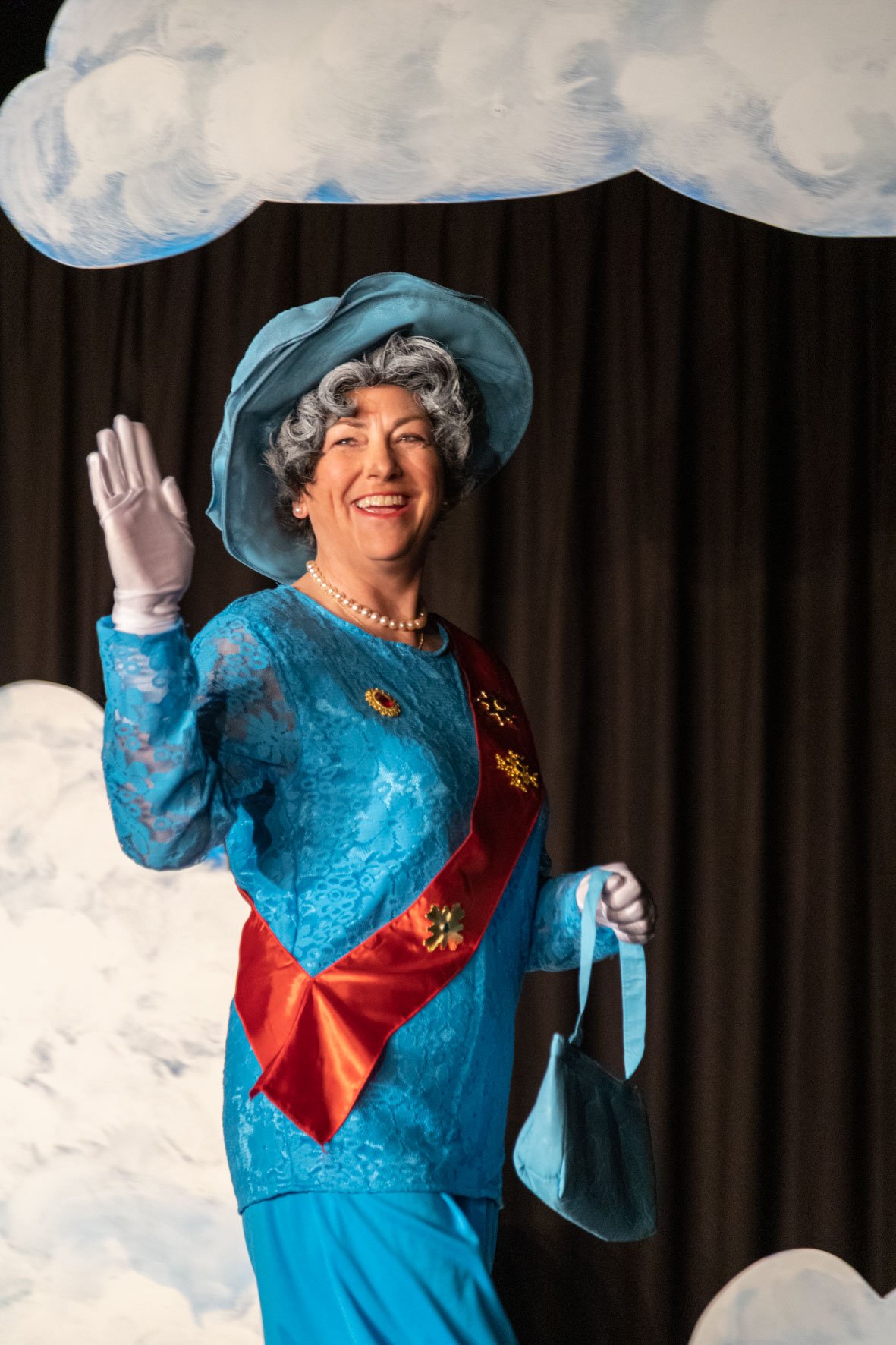 The Queen is dead Revue 2023